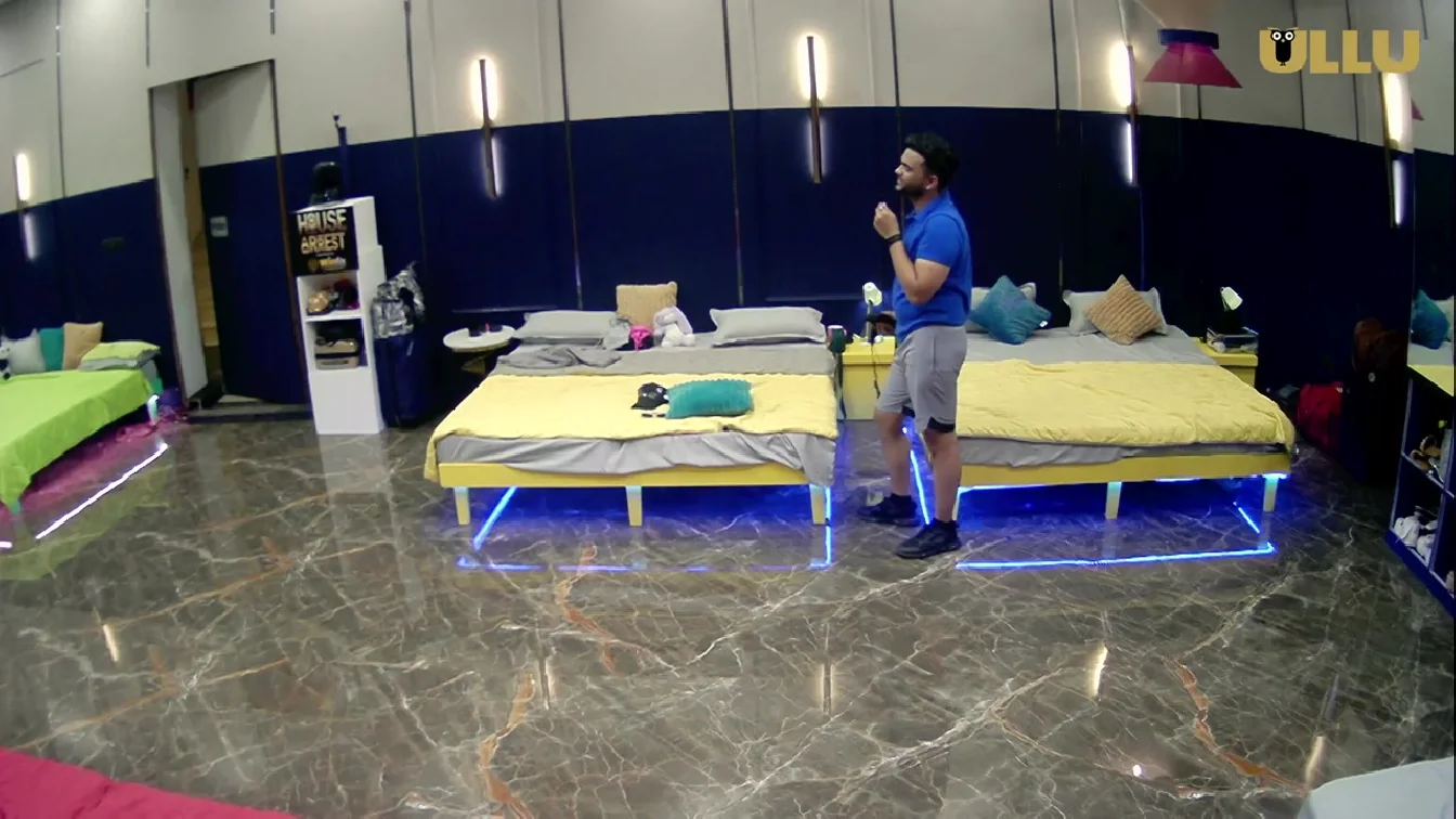 Preview of House Arrest S01 E08 ULLU